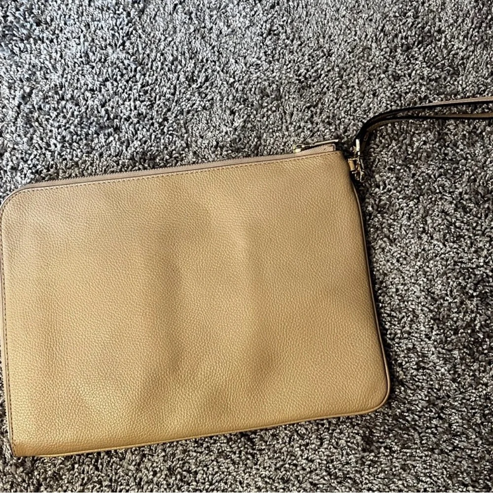 Michael Kors Pebbled Leather iPad Tablet Sleeve